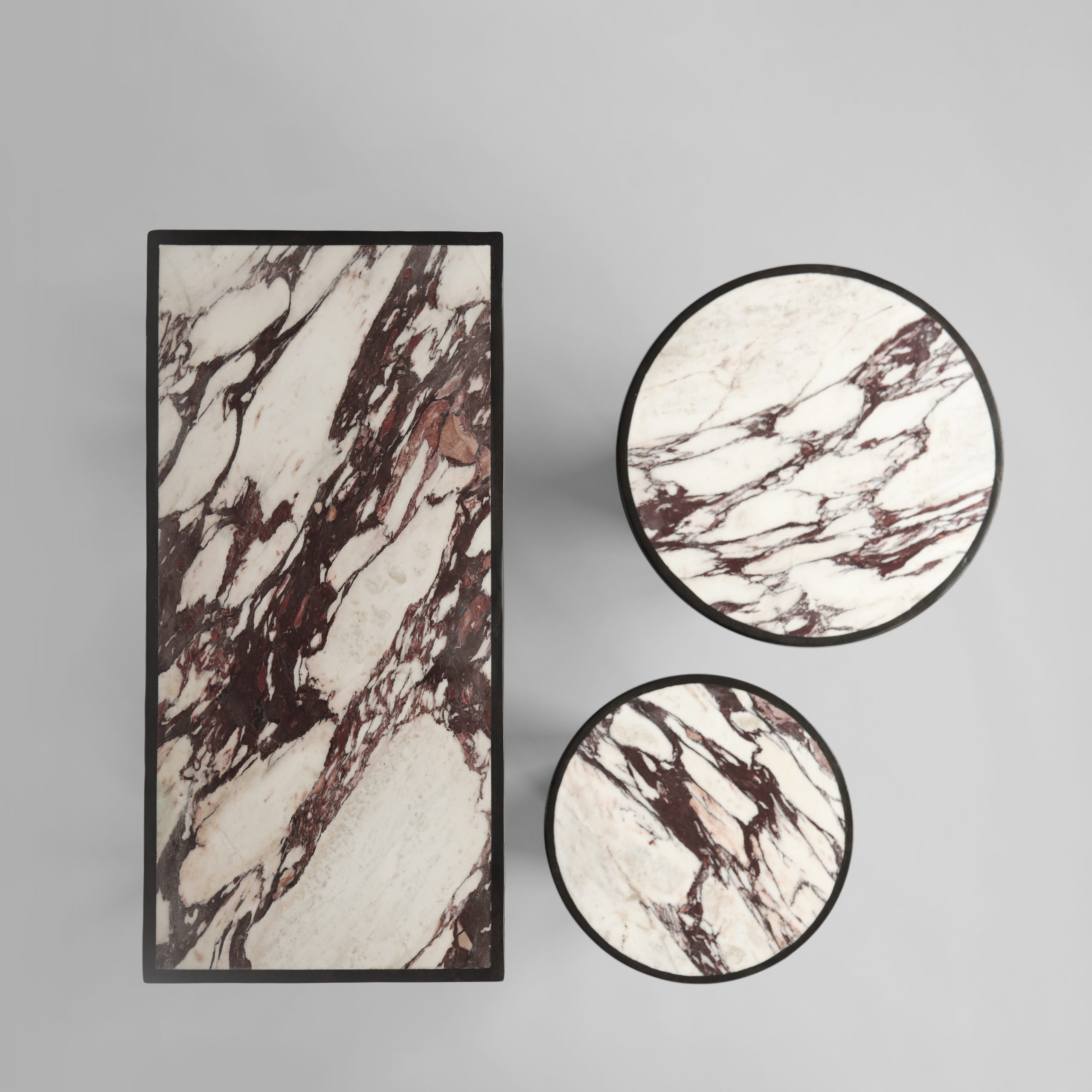 223093 Arc Console - Calacatta - 3